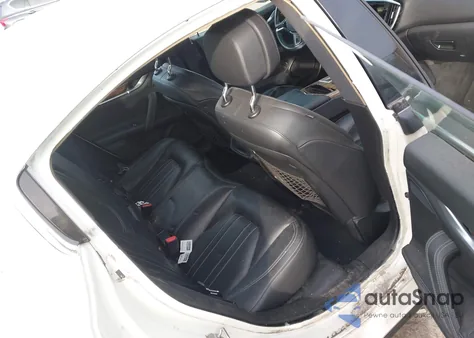 2016 Maserati Ghibli S z USA, uszkodzony, nr VIN ZAM57RSA6G1189765